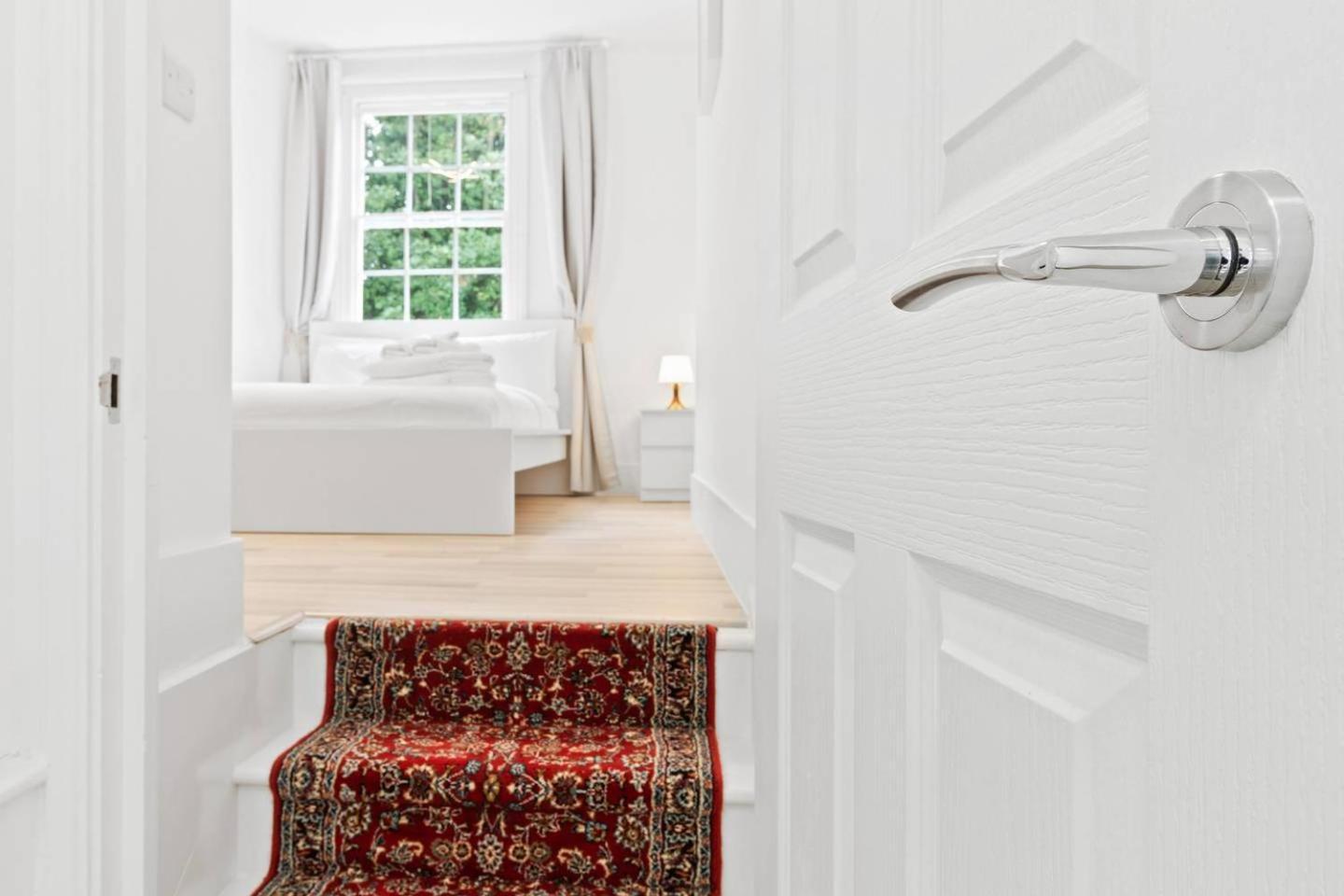 Airy Spacious 1 Bedroom Aprtment With Garden In Brixton 伦敦 外观 照片