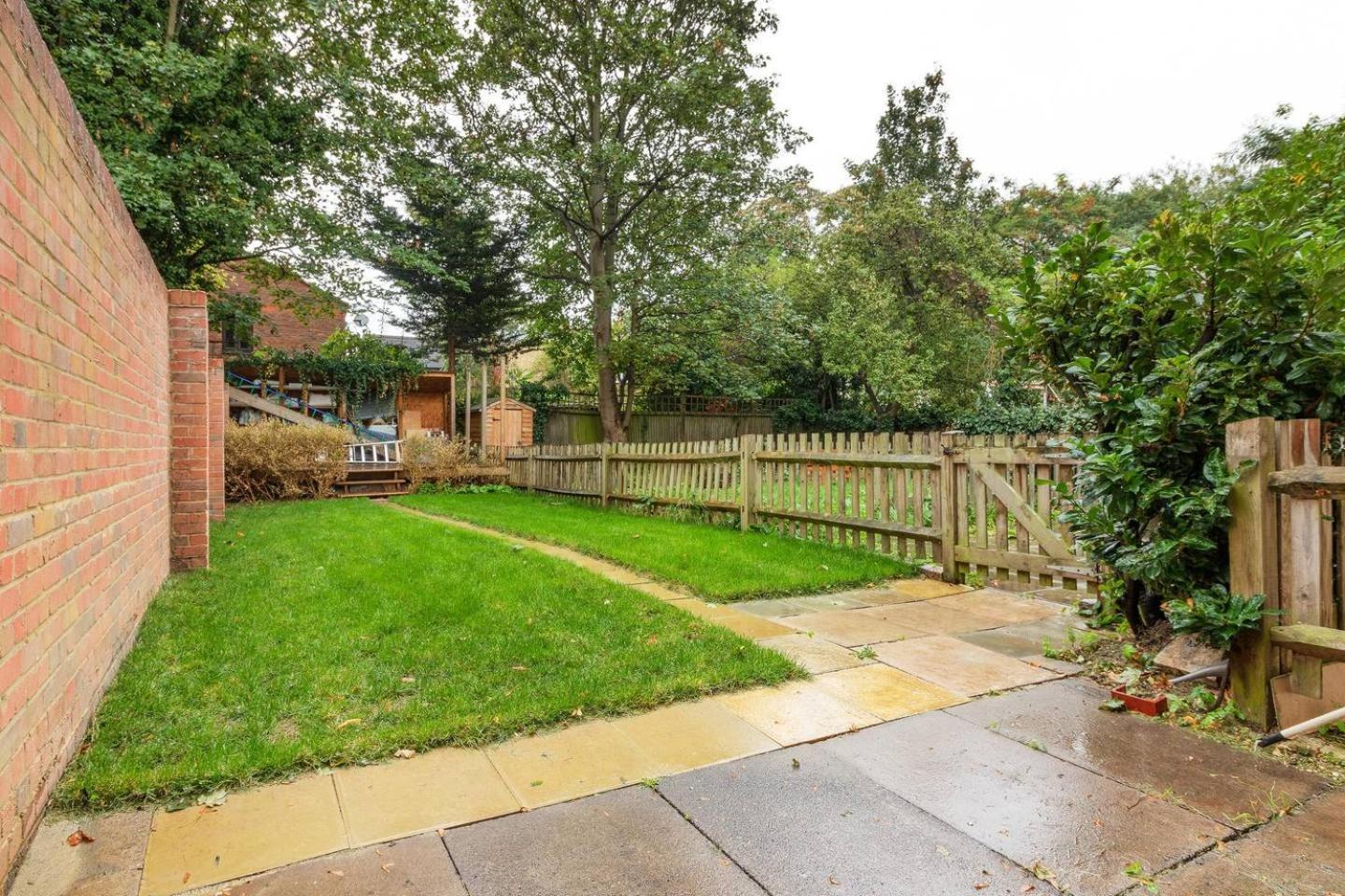 Airy Spacious 1 Bedroom Aprtment With Garden In Brixton 伦敦 外观 照片